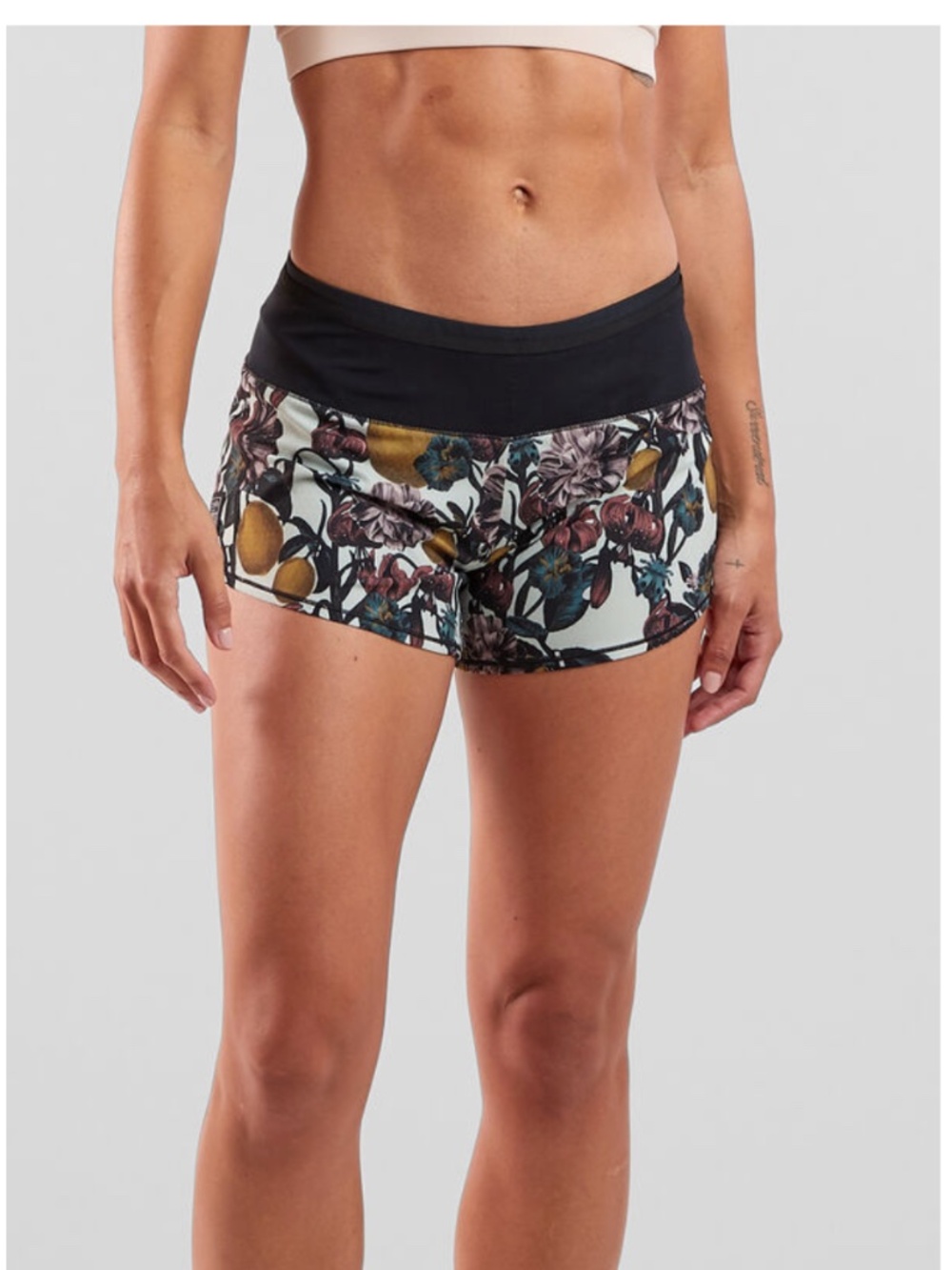 Oiselle Mac Roga Shorts Built-In Brief Firenze Floral Print Size 8